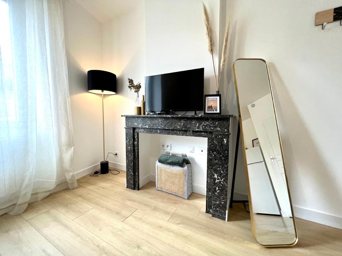 Suite ~ Romance Estivale ~ A 15 Min De Lyon Miribel  Bagian luar foto